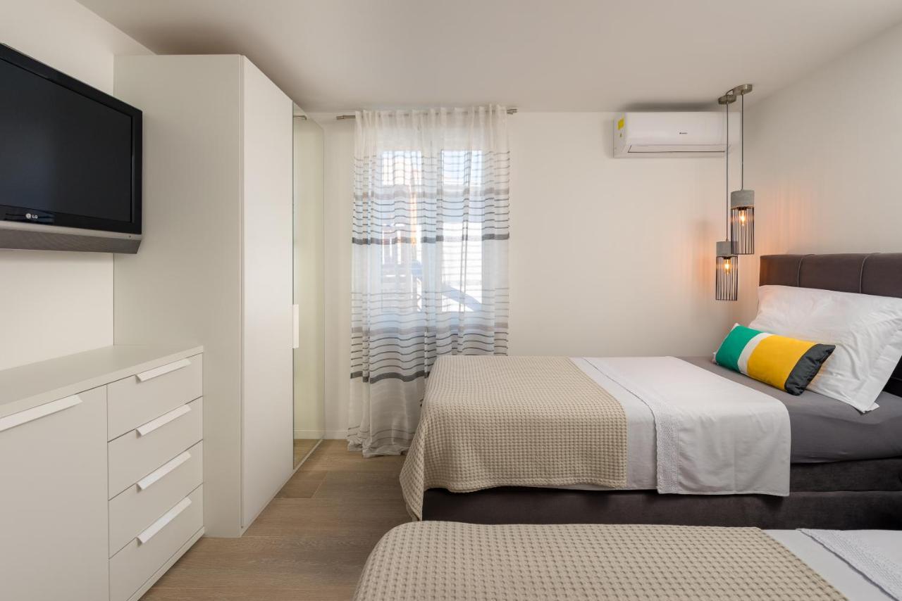 Villa Roko- The Spacious Luxury Trogir Exteriör bild